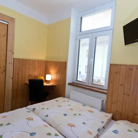 Romance - * Jindřichŭv Hradec